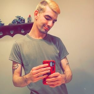 Meet your Posher, Jonathan